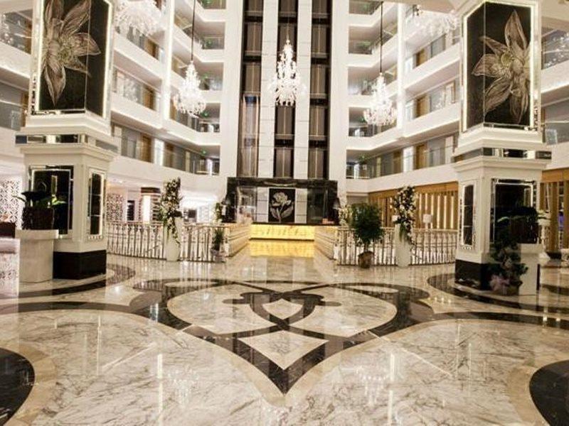 Q Premium Resort Hotel โอคูร์จาลาร์ ภายนอก รูปภาพ